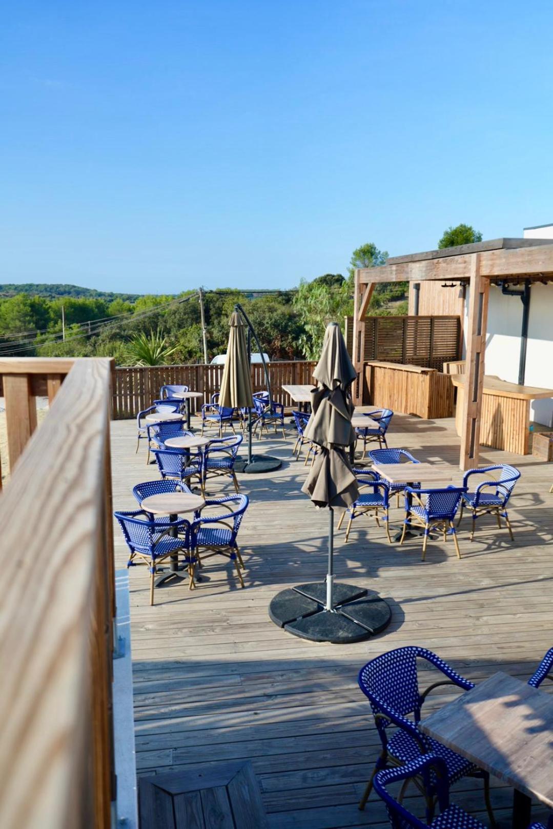 Camping Les Lodges Du Lagon Calvisson Exterior photo